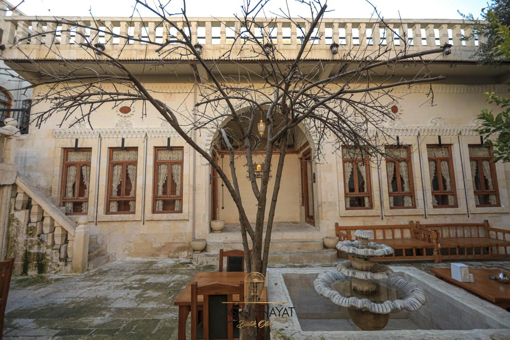 Kasr-I Hayat Hotel Urfa Exterior photo