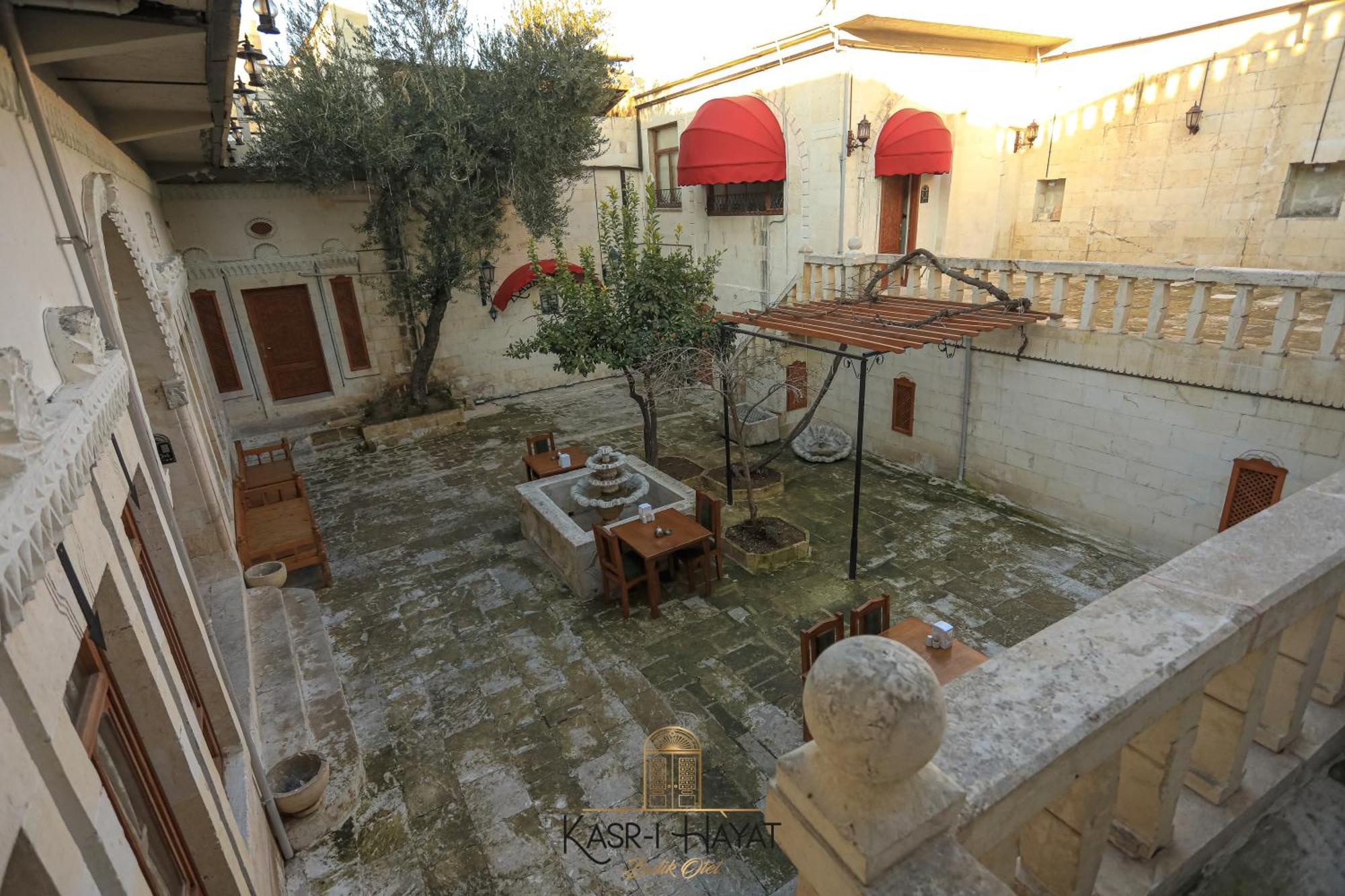 Kasr-I Hayat Hotel Urfa Exterior photo