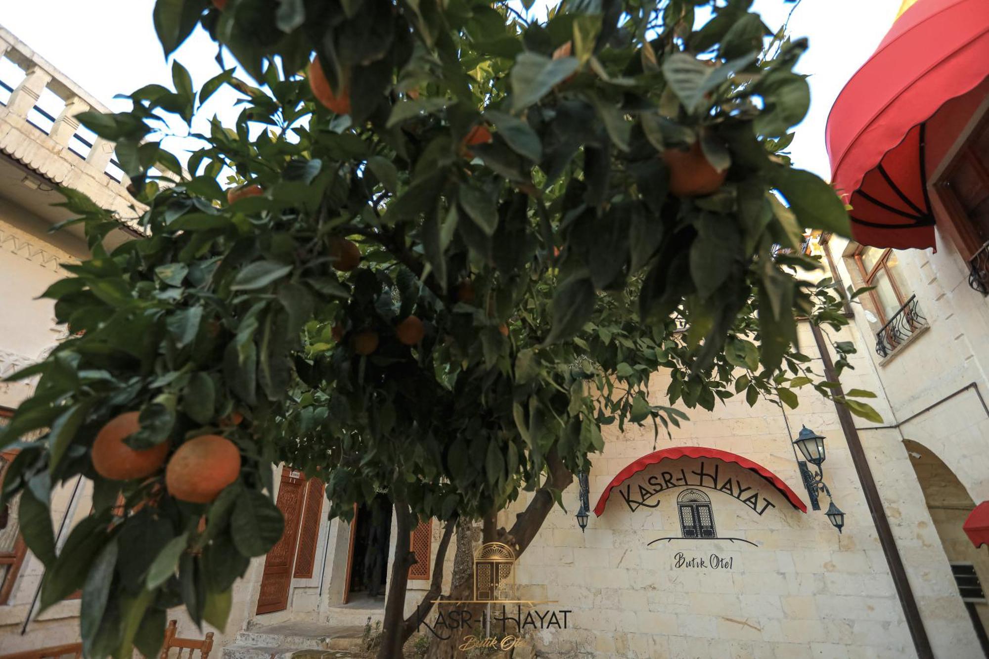 Kasr-I Hayat Hotel Urfa Exterior photo